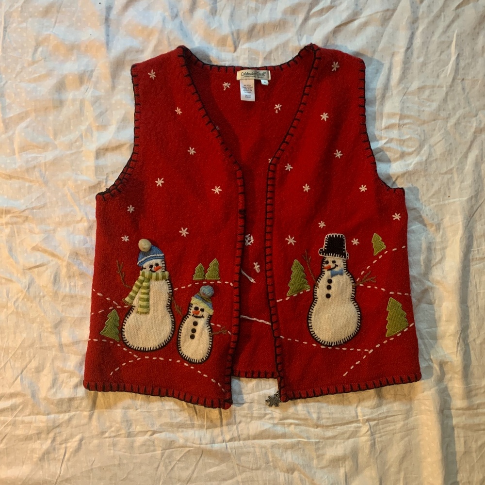 Coldwater Creek Christmas Vest, size M, red with snow and snowmen detail